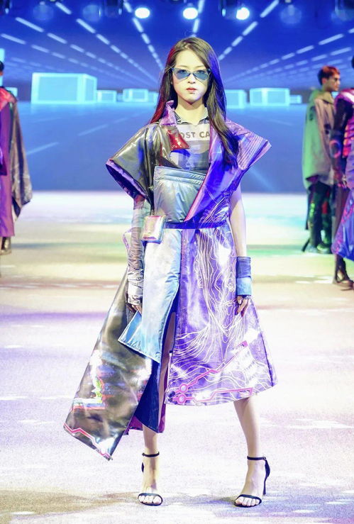 視覺盛宴 服裝學院畢業(yè)設(shè)計作品展驚艷亮相鞋帽篇章